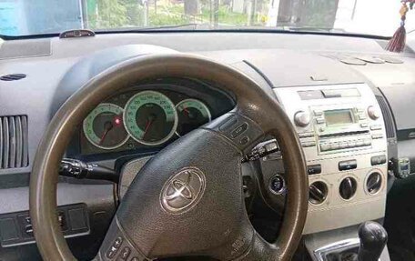 Toyota Corolla Verso I, 2007 год, 790 000 рублей, 2 фотография