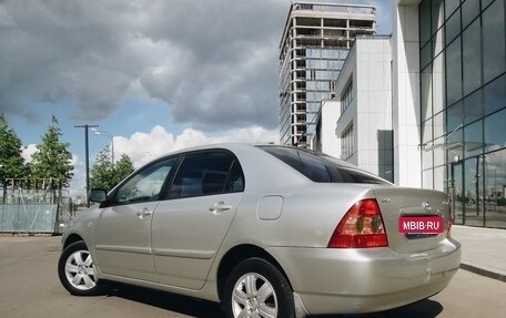 Toyota Corolla, 2005 год, 635 000 рублей, 3 фотография
