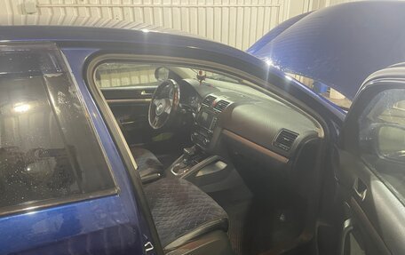 Volkswagen Jetta VI, 2010 год, 580 000 рублей, 2 фотография