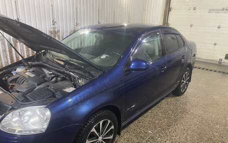 Volkswagen Jetta VI, 2010 год, 580 000 рублей, 3 фотография