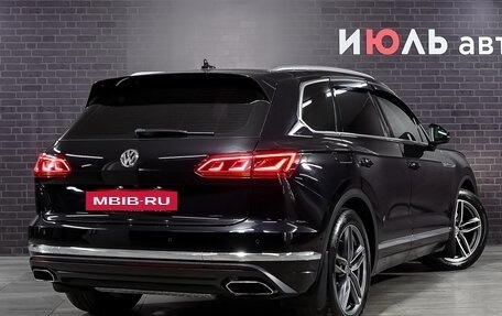 Volkswagen Touareg III, 2018 год, 4 995 000 рублей, 4 фотография