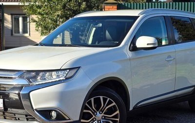 Mitsubishi Outlander III рестайлинг 3, 2015 год, 2 100 000 рублей, 1 фотография