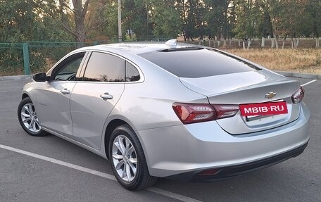 Chevrolet Malibu IX, 2019 год, 1 550 000 рублей, 4 фотография
