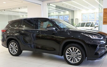 Toyota Highlander, 2025 год, 5 750 000 рублей, 4 фотография