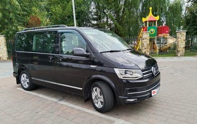 Volkswagen Caravelle T6 рестайлинг, 2015 год, 2 930 000 рублей, 1 фотография