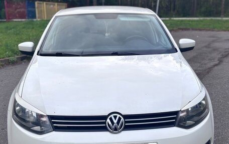 Volkswagen Polo VI (EU Market), 2013 год, 670 000 рублей, 2 фотография