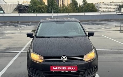 Volkswagen Polo VI (EU Market), 2015 год, 900 000 рублей, 1 фотография