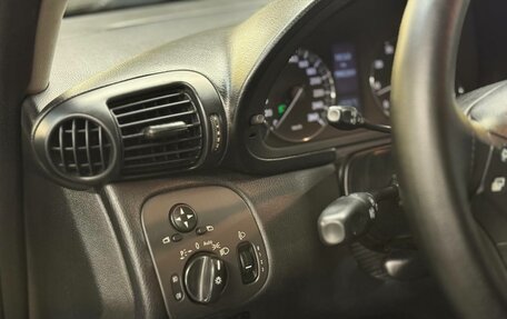 Mercedes-Benz C-Класс, 2004 год, 490 000 рублей, 15 фотография
