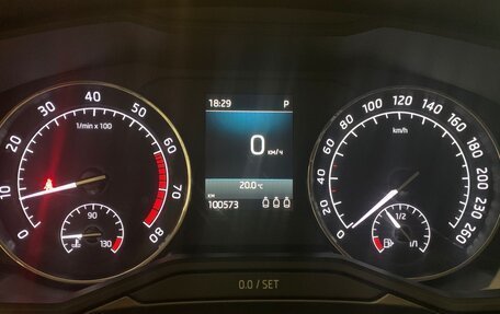Skoda Superb III рестайлинг, 2018 год, 2 349 000 рублей, 8 фотография