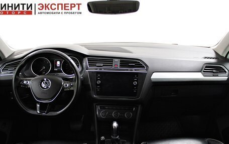 Volkswagen Tiguan II, 2018 год, 1 999 900 рублей, 7 фотография