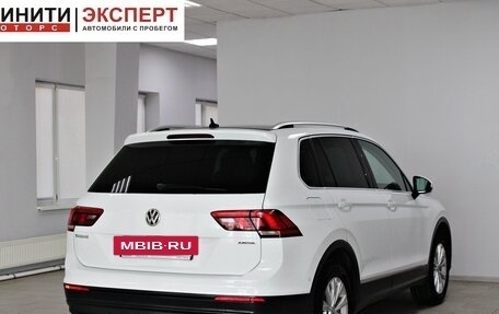 Volkswagen Tiguan II, 2018 год, 1 999 900 рублей, 4 фотография