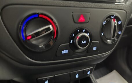 Hyundai Solaris II рестайлинг, 2021 год, 1 599 000 рублей, 15 фотография