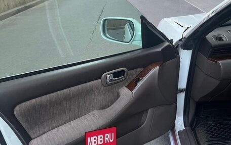 Nissan Laurel VIII, 1997 год, 290 000 рублей, 5 фотография
