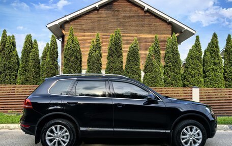 Volkswagen Touareg III, 2011 год, 1 560 000 рублей, 5 фотография