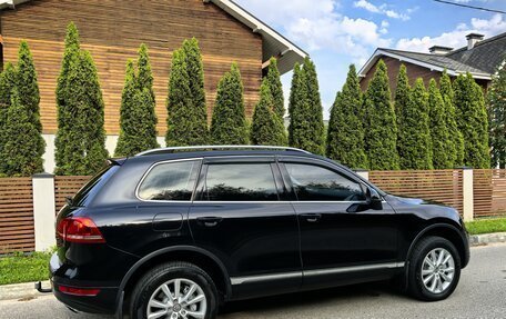 Volkswagen Touareg III, 2011 год, 1 560 000 рублей, 7 фотография