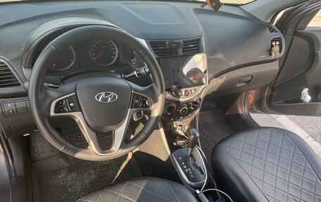 Hyundai Solaris II рестайлинг, 2015 год, 899 000 рублей, 7 фотография