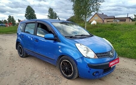 Nissan Note II рестайлинг, 2007 год, 270 000 рублей, 3 фотография