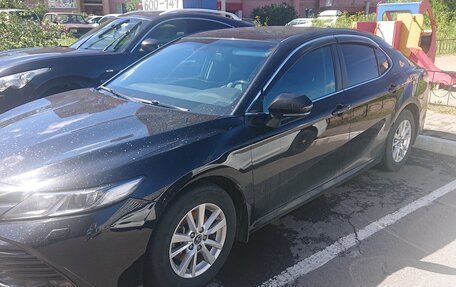Toyota Camry, 2018 год, 2 650 000 рублей, 12 фотография