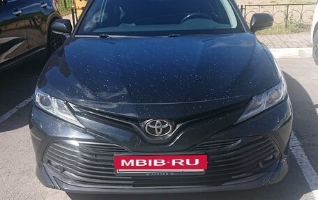 Toyota Camry, 2018 год, 2 650 000 рублей, 11 фотография