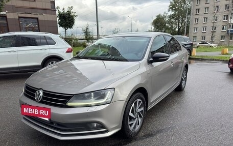 Volkswagen Jetta VI, 2018 год, 1 530 000 рублей, 2 фотография