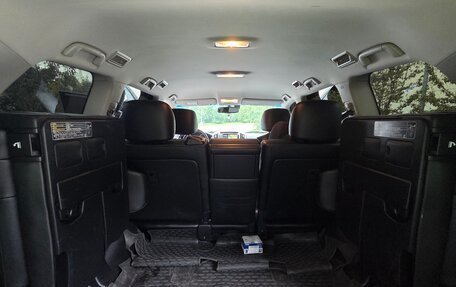 Toyota Land Cruiser 200, 2012 год, 3 950 000 рублей, 9 фотография