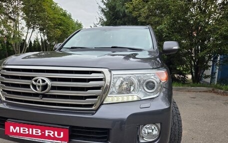 Toyota Land Cruiser 200, 2012 год, 3 950 000 рублей, 2 фотография