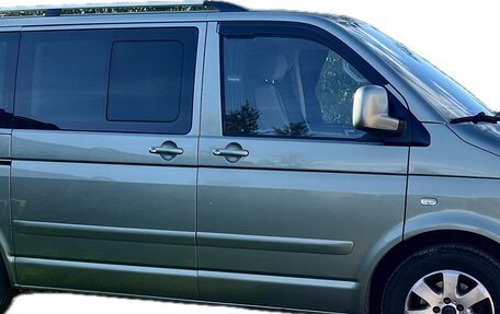 Volkswagen Multivan T5, 2003 год, 1 500 000 рублей, 3 фотография