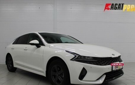 KIA K5, 2021 год, 2 400 000 рублей, 3 фотография