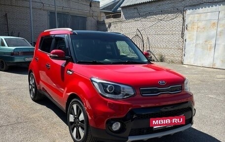 KIA Soul II рестайлинг, 2019 год, 2 100 000 рублей, 2 фотография