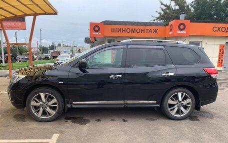 Nissan Pathfinder, 2015 год, 1 650 000 рублей, 2 фотография