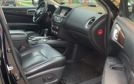 Nissan Pathfinder, 2015 год, 1 650 000 рублей, 8 фотография