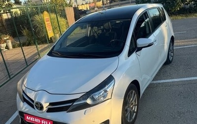 Toyota Verso I, 2014 год, 1 390 000 рублей, 1 фотография