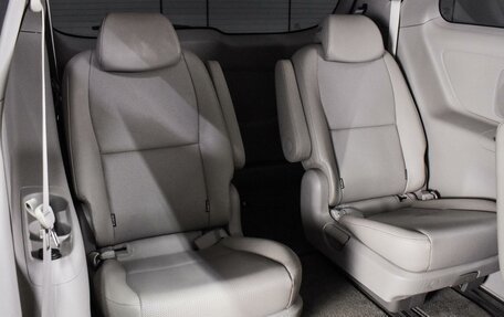 KIA Carnival III, 2018 год, 2 730 000 рублей, 9 фотография