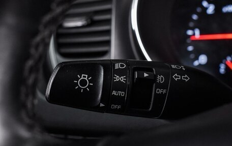 KIA Carnival III, 2018 год, 2 730 000 рублей, 22 фотография