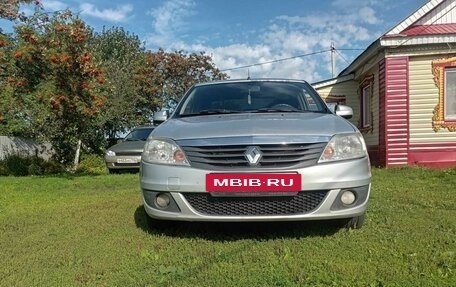Renault Logan I, 2013 год, 450 000 рублей, 3 фотография
