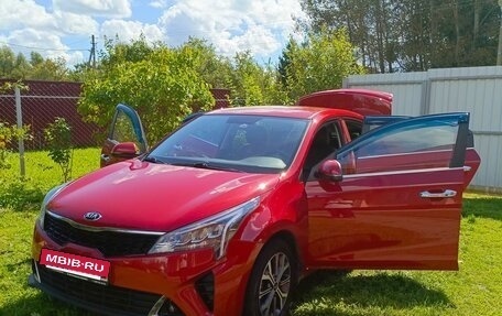 KIA Rio IV, 2020 год, 1 990 000 рублей, 2 фотография