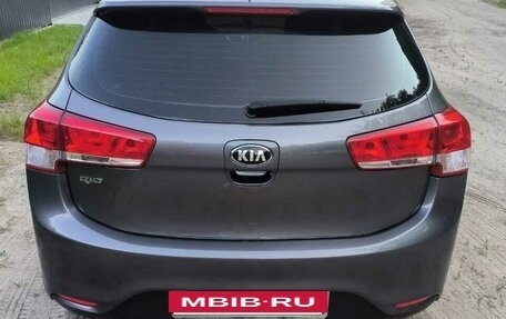KIA Rio III рестайлинг, 2015 год, 920 000 рублей, 2 фотография