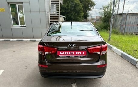KIA Rio III рестайлинг, 2016 год, 970 000 рублей, 5 фотография