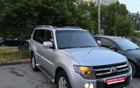 Mitsubishi Pajero IV, 2007 год, 1 650 000 рублей, 3 фотография