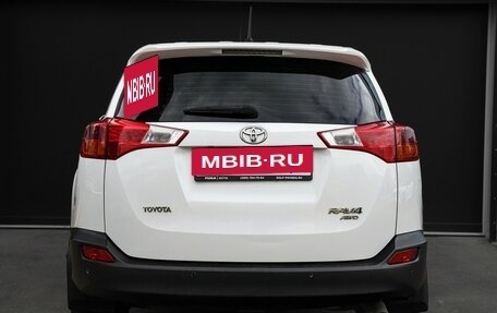 Toyota RAV4, 2013 год, 1 550 000 рублей, 6 фотография