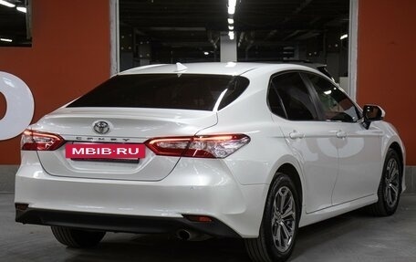 Toyota Camry, 2020 год, 2 498 000 рублей, 5 фотография