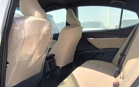 Toyota Camry, 2025 год, 3 000 000 рублей, 10 фотография
