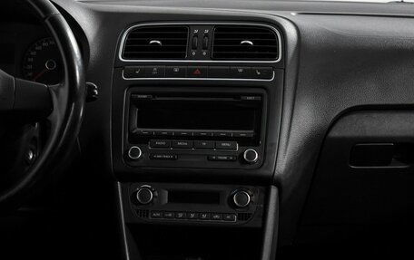 Volkswagen Polo VI (EU Market), 2011 год, 550 000 рублей, 13 фотография