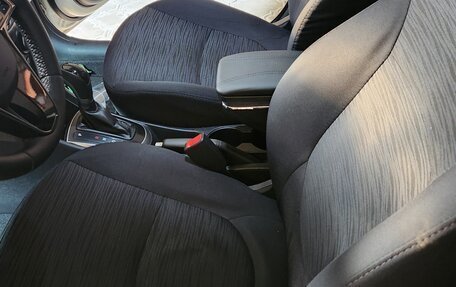 Hyundai Solaris II рестайлинг, 2015 год, 900 000 рублей, 18 фотография