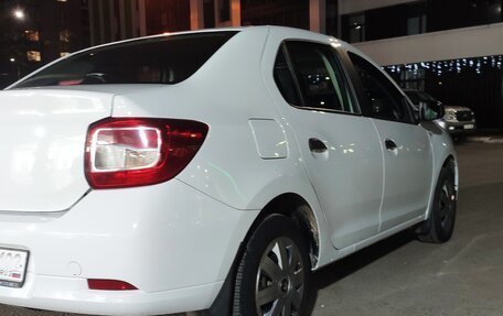 Renault Logan II, 2018 год, 1 000 000 рублей, 6 фотография