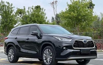 Toyota Highlander, 2022 год, 3 500 000 рублей, 1 фотография