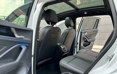 Volkswagen Tiguan, 2025 год, 3 658 000 рублей, 15 фотография