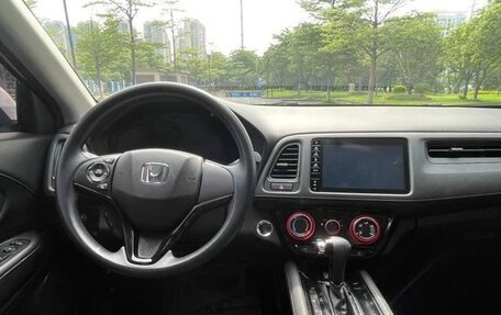 Honda Vezel, 2021 год, 1 268 000 рублей, 11 фотография