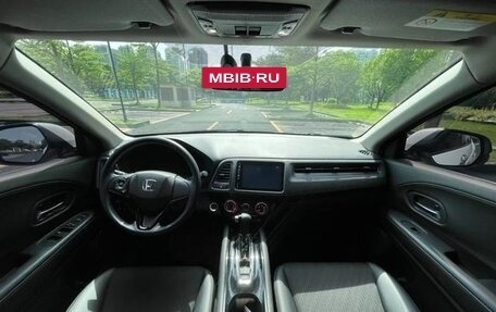 Honda Vezel, 2021 год, 1 268 000 рублей, 10 фотография