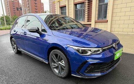 Volkswagen Golf VIII, 2022 год, 1 920 000 рублей, 3 фотография